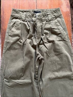 Forever 21 Olive Green Pleated High-Rise Pants